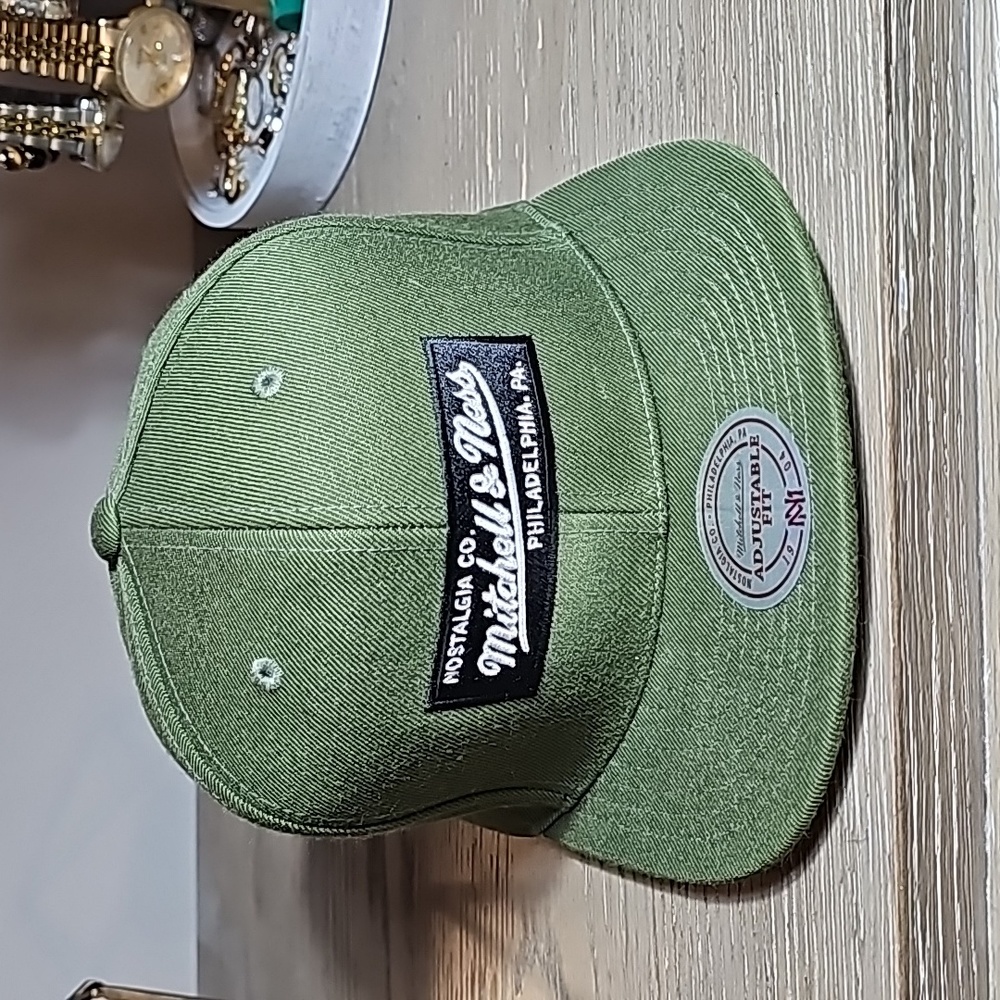 Army Green snap back hat Mitchell & ness